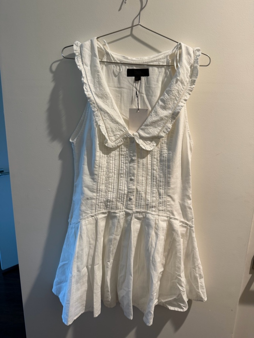 Zara White Sleeveless Mini Dress with Ruffled Collar